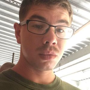 Meet your Posher, Lee